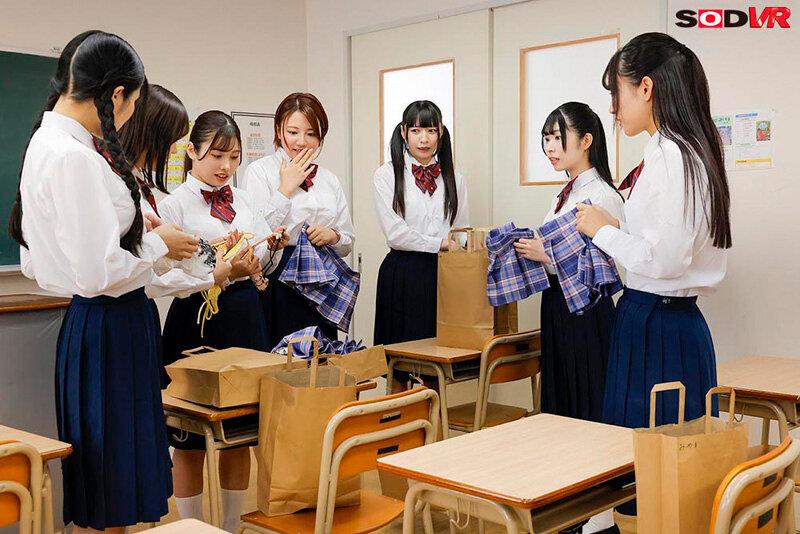 【VR】【8K】校則改革VR 第15条3項スカートは常に下着が見える丈の物を着用すること サンプル画像 15