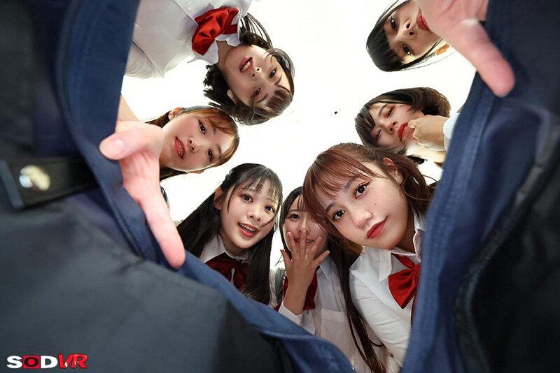 【VR】【8K】身長15cm目線VR 小人化した僕が大好きなレイちゃんの学校までついていったら壮大な冒険が待っていた サンプル画像 3
