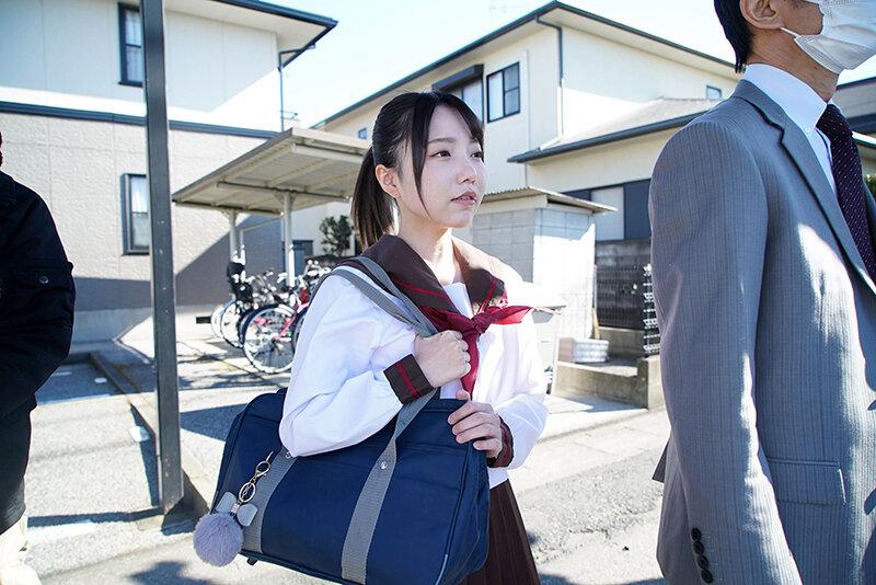 「気弱な子だと思ったら…」痴●したオヤジを死角に連れ込み精子が出なくなるまで説教射精させる痴女子○生 小柄J○ゆい サンプル画像 4