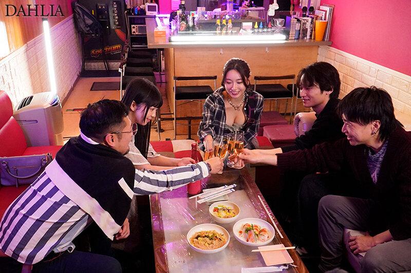 調子に乗り過ぎた港区ギャルの清楚系女子大生にハメられた復讐映像が、300万回も再生されました。 三葉ちはる サンプル画像 1