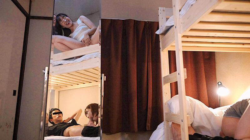 「あたしの方が気持ちいいよ？」二段ベッドで彼氏とSEX中の姉がうらやましくて鏡越しに彼氏を誘惑するヤリマン妹 汗だく潮だく中出し大射精2姉妹伴わせて16発！ 精子空っぽ逆NTR サンプル画像 6