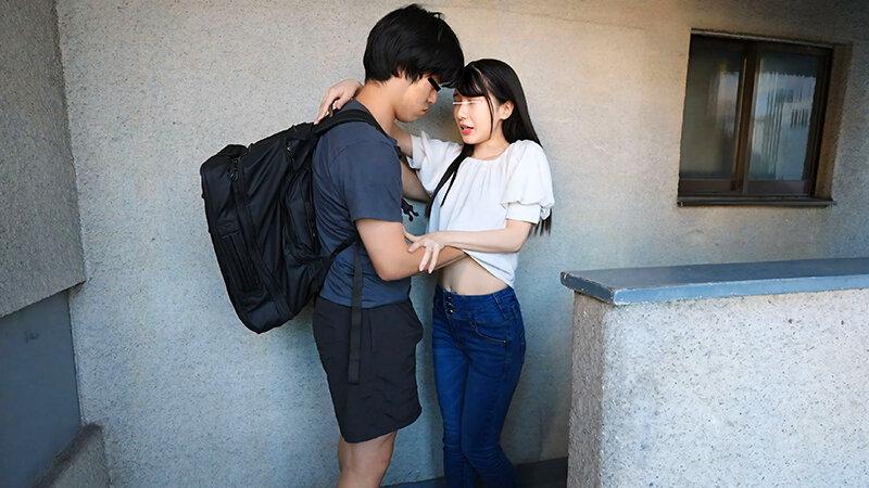 同じマンションのご近所奥さんと毎日玄関先で3分間キスだけ不倫してます。浮気だけは死守していたようですがやっぱりエスカレートしてしまい…。今までの我慢が解放され性欲モンスターと化し貪るように若い男の肉体を堪能する清楚美人妻 ＃03 ひかるさん サンプル画像 2