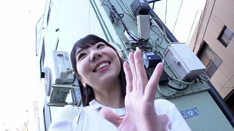 新宿で出会ったうぶな女の子が性の悩みを抱える男と「素股オイルマッサージ」に挑戦！ 生マンにヌルヌルこすれるチ〇ポに発情しちゃって 『マ○コに入れちゃうw』そのまま生ハメ中出しSEX！！ 戸崎めく サンプル画像 9