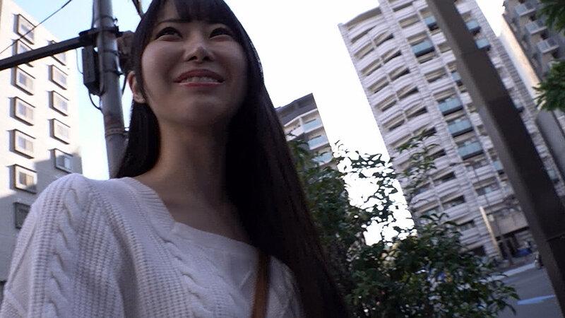 新宿で出会ったうぶな女の子が性の悩みを抱える男と「素股オイルマッサージ」に挑戦！ 生マンにヌルヌルこすれるチ〇ポに発情しちゃって 『マ○コに入れちゃうw』そのまま生ハメ中出しSEX！！ 天美めあ サンプル画像 9
