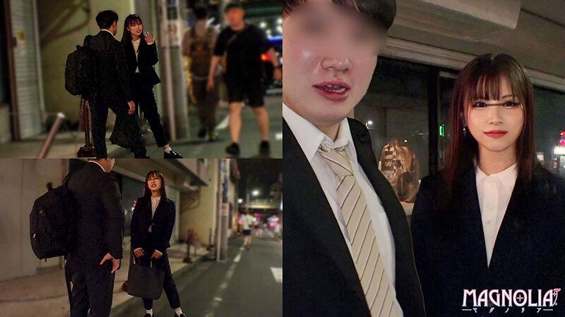 『人妻OLは後輩社員とラブホテルで2人っきりになったら旦那を忘れて1発10万円の中出しSEXをしてしまうのか！？』徹底検証！Sっ気の強い女上司が部下に何度もイカされメス化！ハメ潮大噴射でイキまくる禁断の不倫セックス！大量中出しで賞金ゲット！【街角素人モニタリング… サンプル画像 2