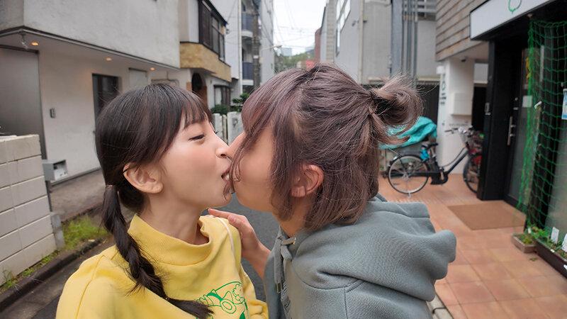 ハメ撮りレズH ボンビーガールな大学生！「アタシと…ちょっとエッチな配信してみない？」生活費と親友のココロを手に入れる方法 冬愛ことね 北城希 サンプル画像 2