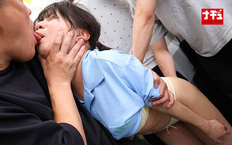 串刺し羞恥3 男2人に挟み撃ちされ逃げられず上下の穴を塞がれた色白娘 サンプル画像 5