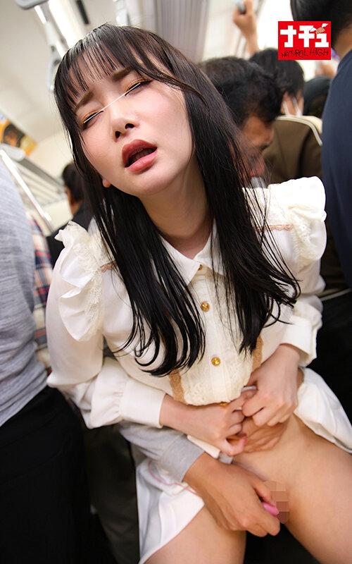 粘着イカセ電車 延々とクリを弄られ濃蜜を垂らすトロマン女 サンプル画像 6