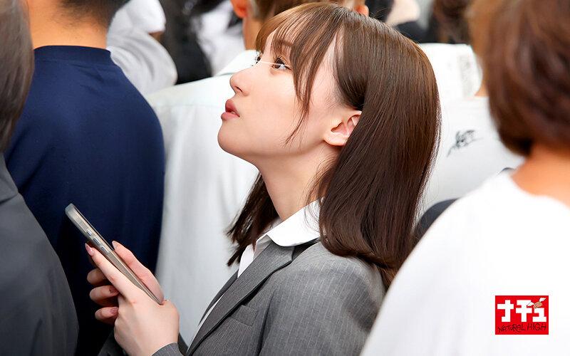 パンスト穴あけ指入れ羞恥でねっとり膣内をほじられ本気汁が滴るほど感じまくる美脚女3 美白デカ尻OL サンプル画像 3