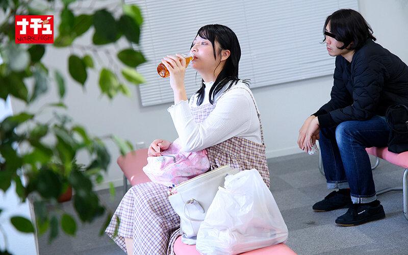 水泳スクール見学ママ中出し 大人の巨乳を貪る男子たち 身長175cm/Hcup激むちママ サンプル画像 4