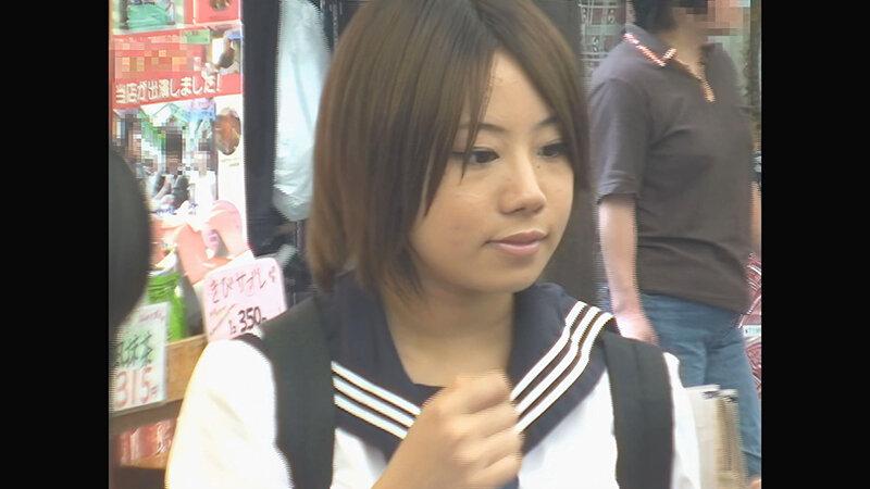 【 AI リマスター版 】18歳と1ヶ月、田舎の純真無垢なかわいい女子○生を修学旅行中にAVデビューさせちゃいます！！ サンプル画像 2