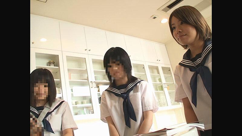 【 AI リマスター版 】18歳と1ヶ月、田舎の純真無垢なかわいい女子○生を修学旅行中にAVデビューさせちゃいます！！ サンプル画像 3