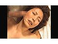 【 AI リマスター版 】広○涼子激似！F県A市で見つけた美人温泉仲居さんを男湯でAVデビューさせちゃいます！！ サンプル画像 21