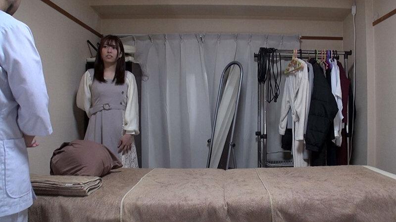 桃香りり 魔法のオイルで快感マッサージ サンプル画像 2