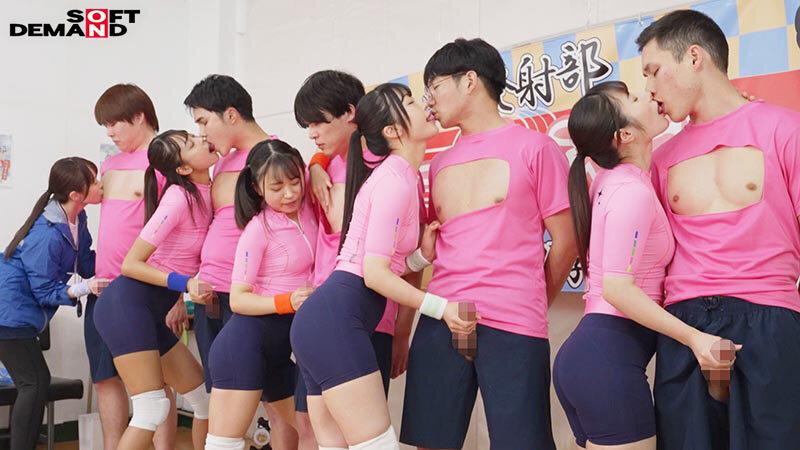 手コキに若き汗を捧げる女子●生たち。私立新中野学院「発射部」 サンプル画像 16