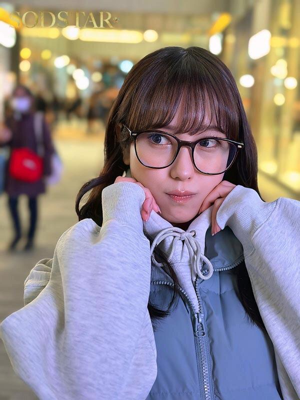 小湊よつ葉の休日「私たち4ヶ月前にセックスしました」渋谷のラブホでハメ撮り、2本番と顔射。 サンプル画像 3