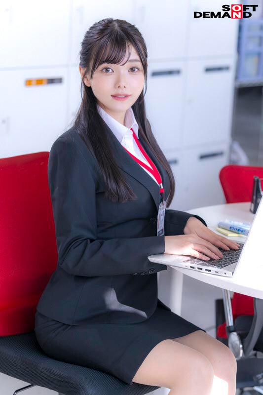 【特典版】宣伝部 松永あかり 初AV出演 サンプル画像 3