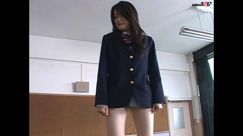 【AIリマスター】最初で最後の卒業式露出 サンプル画像 12