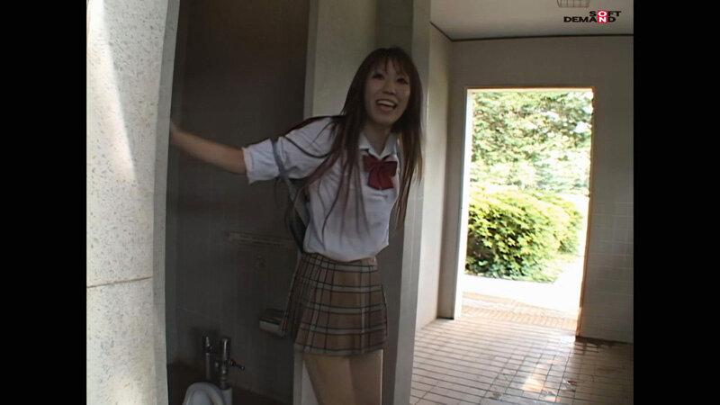 【AIリマスター】自宅で露出狂になれるDVD サンプル画像 18