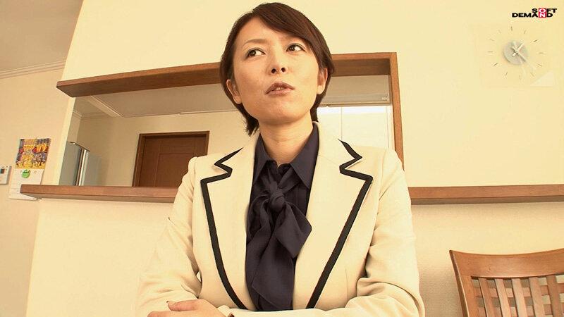 【AIリマスター】「お母さん、今日からAV女優になります」恵美さん 42歳 17歳の娘を持つ母 サンプル画像 4
