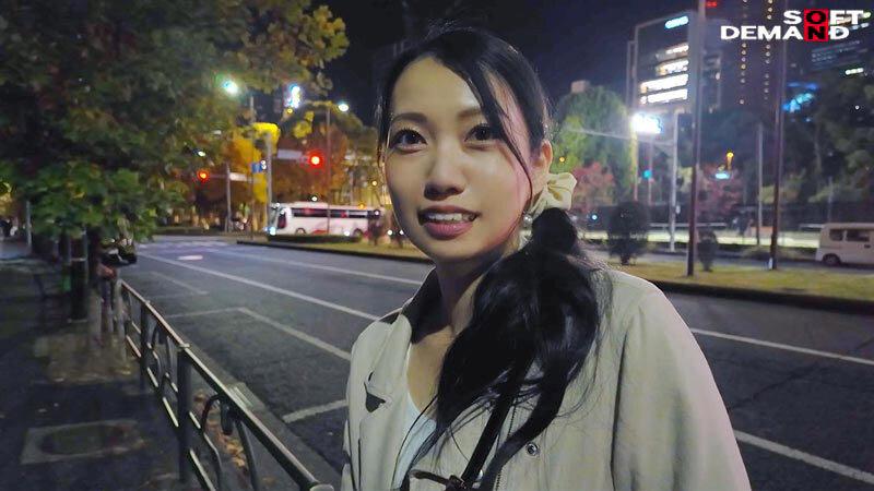 根っからの明るさで職場の絵画スクールはいつも笑顔で溢れてる 今村由美 34歳 素人人妻がAV初出演 サンプル画像 18