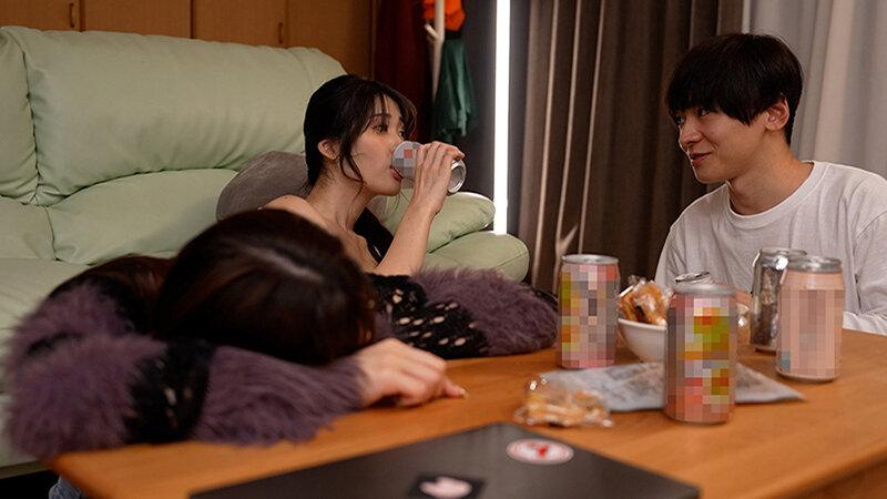 BARで2人組女子に絡まれて自宅に連れて帰ったら交互に求められた話 nia サンプル画像 6