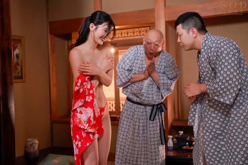 体を張ったおもてなしで経営難を立て直す温泉若女将 コンパニオンは私一人ですが晩酌でも宴会遊びでも中出し接待でも何でもご要望ください。ただしお代はきっちりいただきます… 本庄鈴 サンプル画像 13