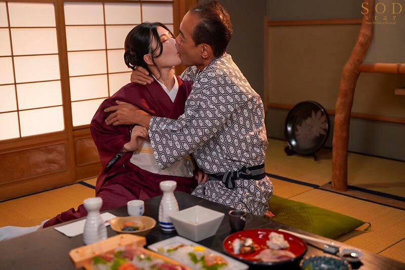体を張ったおもてなしで経営難を立て直す温泉若女将 コンパニオンは私一人ですが晩酌でも宴会遊びでも中出し接待でも何でもご要望ください。ただしお代はきっちりいただきます… 本庄鈴 サンプル画像 5