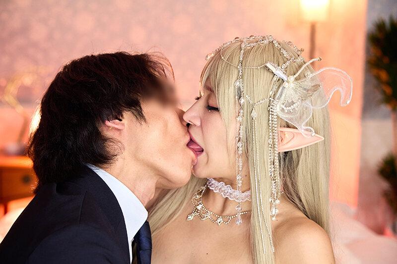 残業廻った0時…ストレスMAXの僕の目の前に突然現れたエルフの優しいフェアリースロートフェラに 社員全員陶酔！倒産寸前にしてヤった！ 十束るう サンプル画像 17