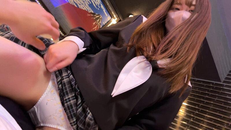 【コスハメ】小悪魔的美少女の桃尻の痙攣昇天ハメ撮り中出し 末広純 サンプル画像 6