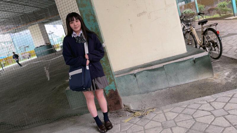 【コスハメ】まじ反則級ルックスの職質不可避なカワイイ娘と路上コス！！うぶっ娘の初生ハメ記念映像 広瀬このみ サンプル画像 2