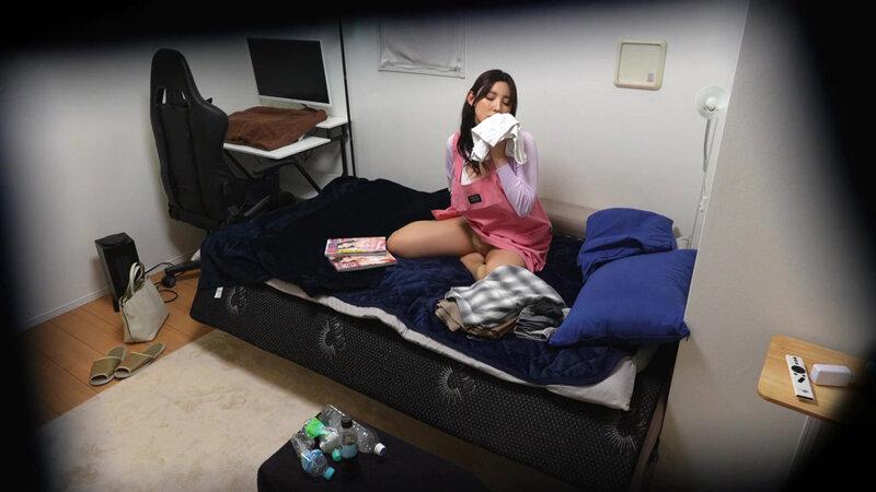 一人暮らしを始めた息子に母性溢れる美人母が童貞筆おろし。 サンプル画像 1