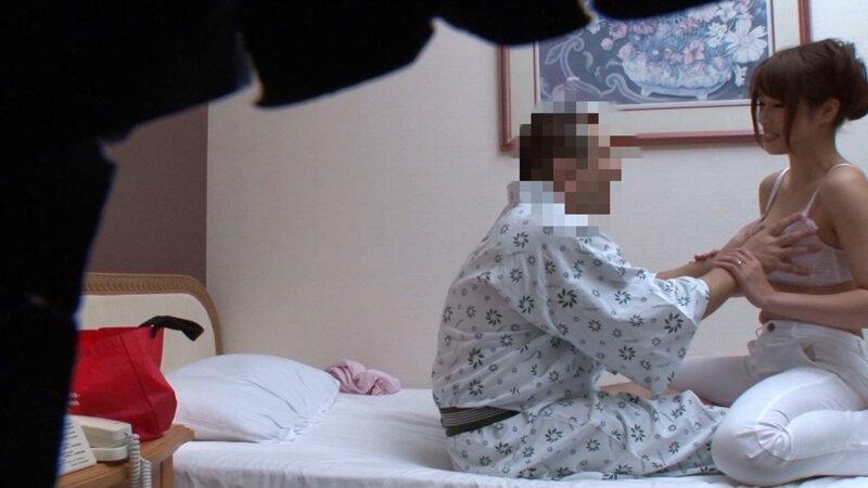 どこまでデキる？出張メンエス 欲求不満な人妻マッサージ師にお願いして一発ヤッちゃいました！ vol.2 サンプル画像 19
