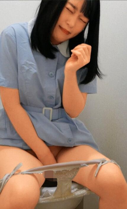 【便所に潜む闇】トイレ盗撮 ガチ排尿ショット80連発 サンプル画像 18