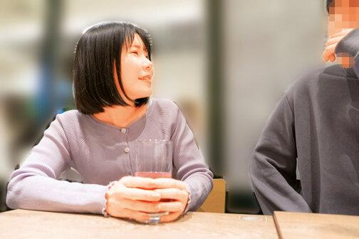 人妻と乾杯スペシャル！！フワフワタイムに突入した癒し系人妻をイチャラブ雰囲気で寝取りセックス 12人の奥様と… サンプル画像 4