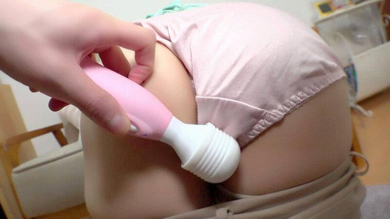 ピタパン熟女の家政婦さんが自宅に派遣されてきた！むっちりパツパツの熟尻の誘惑に辛抱できず思わず生中出し！！ サンプル画像 4
