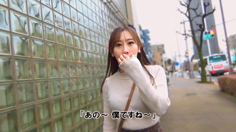 街角調査！AV動画を鑑賞させた欲求不満な人妻は必ずヤレる！ すでにオマ〇コはビチョ濡れ欲情決壊！？「この動画と同じことしてみたいです…」 サンプル画像 1
