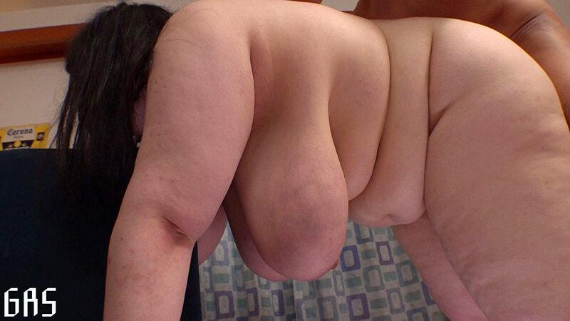 GAS独占新人 Lカップ超乳超尻肉弾女子大生デビュー 姫野ももな サンプル画像 16