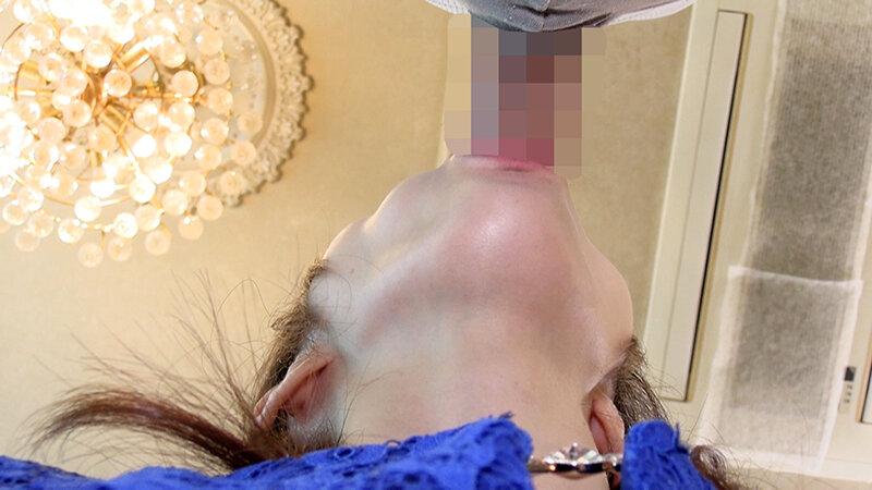 竿を喉奥に咥え込みながら顔動かさずに舌で亀頭かき混ぜ続けるフェラチオ3 サンプル画像 3