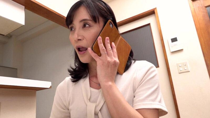 熟女の戯れ 女性向け出張風俗にハマる美熟女 平岡里枝子 サンプル画像 2