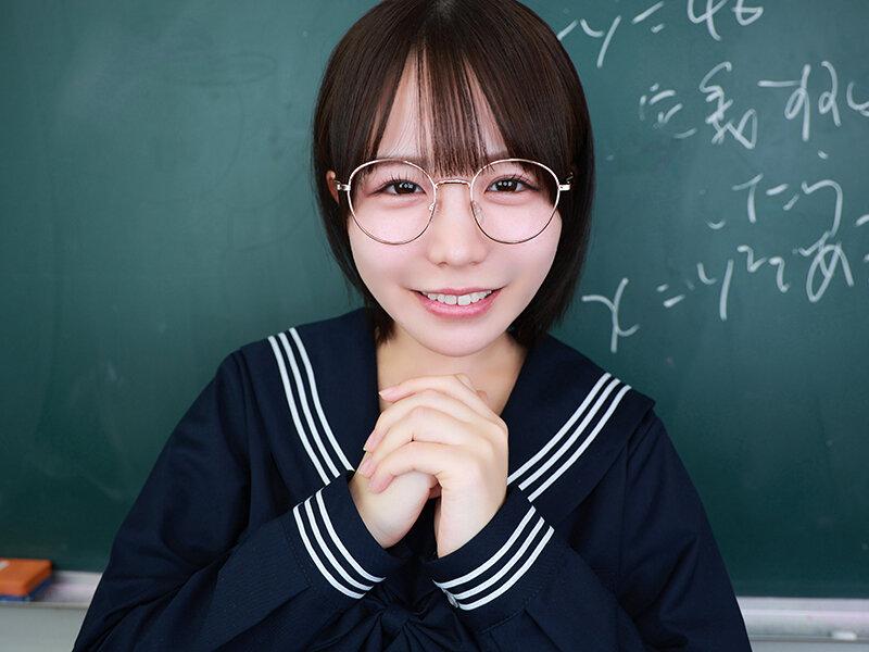 【VR】「卒業したらSEXしようね」接吻だけで3年間耐え抜いた教え子との禁欲恋愛 卒業式帰りに即ラブホ直行3年分溜まった欲望爆発させ無垢な膣内にザーメン注ぎまくった教師の僕 柏木こなつ サンプル画像 4