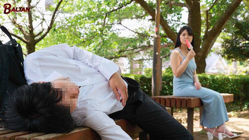 天使のように純潔な見た目をした彼女はぶっ壊れセックスカルトビッチ 乙羽あむ サンプル画像 2