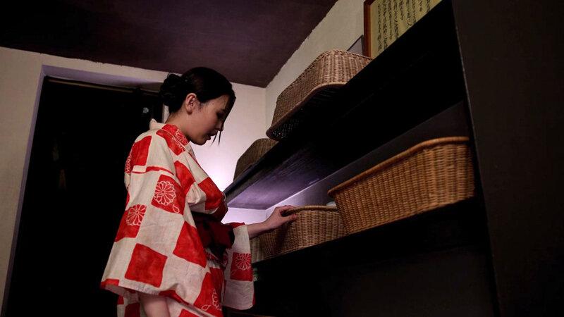 母子交尾～沼田白根温泉路～ 若林ゆりな サンプル画像 10