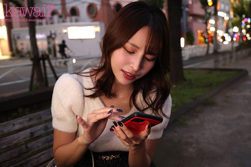 女性専用風俗に伊藤舞雪が潜入！！オンナを満足させることに特化した凄指テクにメロメロ 本番NGなのに我慢できずチョメチョメしちゃったプライベート丸出し盗撮×ハメ撮り映像 サンプル画像 2