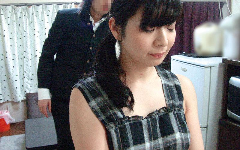 「イケナイ事なのよ…。」母と超えてはいけない一線を超えてしまった…！4時間 サンプル画像 12