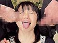 普通の素人おばさんがオチ○ポ見て釘付け！唾液手コキ＆濃厚フェラで抜いてくれたw4時間 サンプル画像 15
