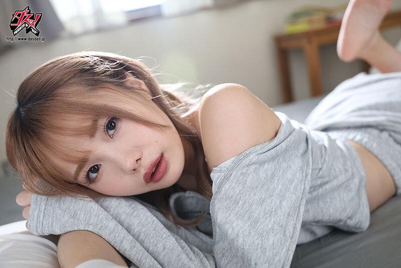 【VR】朝起きたら隣に松本いちか。再会した初恋相手はAV女優になってたけど、変わらぬ笑顔が好きすぎて。数年越しの想いを伝えた僕らは1日中いちゃハメ中出ししまくった。8K VR サンプル画像 11