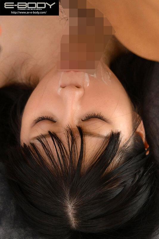 13年前に大手企業のCMに出演した元子役が色白美巨乳になって復活 蒼井澪AVデビュー 出演したドラマの監禁シーンで興奮した私の性癖満たしてください… サンプル画像 3