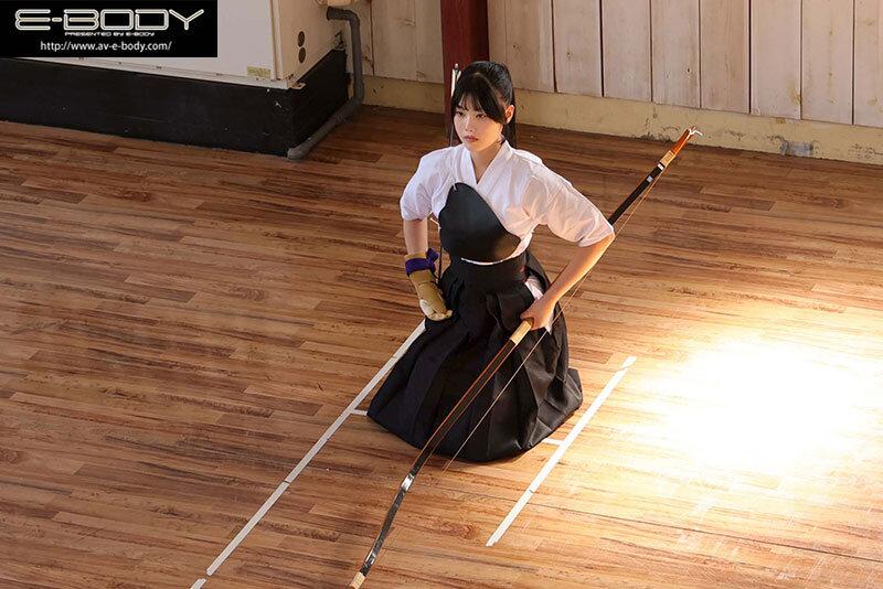 第3●回全国高等学校弓道選●大会ベスト8 武道で得た肉体美ボディむき出しで心もカラダも全集中セックス 弓道女子（20） AVデビュー 浅風ゆい サンプル画像 2