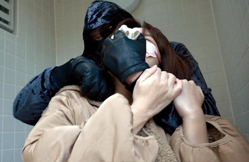 ［閲覧注意］熟女輪●レ●プ映像 File＃16 「被害者:30代孕み頃早熟主婦」 サンプル画像 1